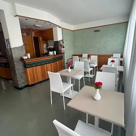 La Meridiana Hotel 3*